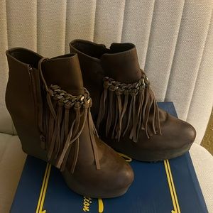 Sbicca- Zepp Booties